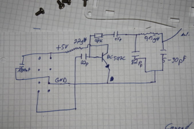 Hand gezeichneter Schaltplan für einen Raspberry Pi Radiosender.