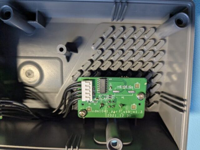 Image of OWON XDM1041 digital multimeter with firmware version V4.7.0 (20220913)