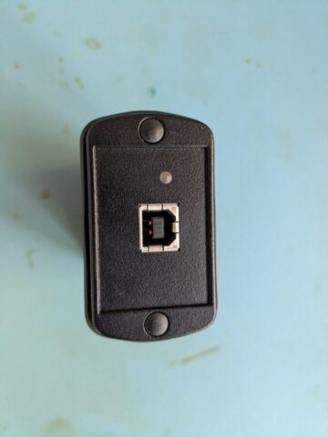 Picture of Quantis USB enclosure back.